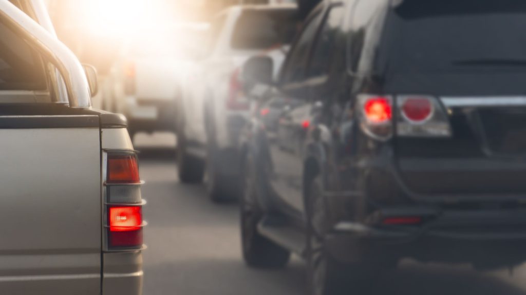 Co zrobić, gdy auto trzęsie przy hamowaniu?